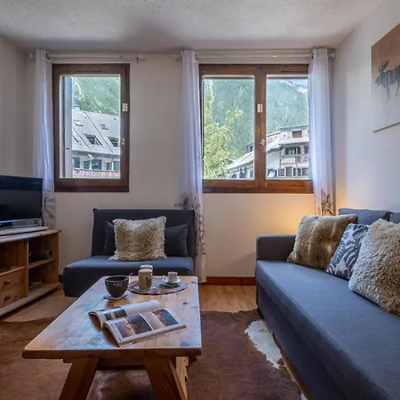 Gentianes - Center Next To Aiguille Du Midi Lift - By Cozee *