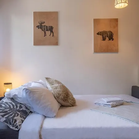 Gentianes - Center Next To Aiguille Du Midi Lift - By Cozee *