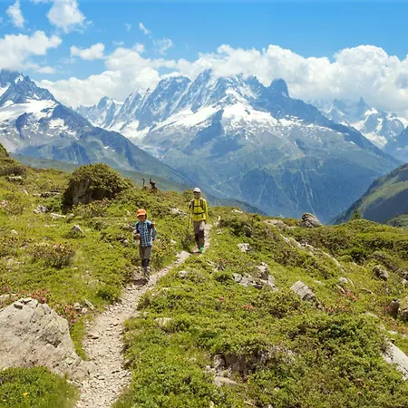 Апартаменти Gentianes - Center Next To Aiguille Du Midi Lift - By Cozee *